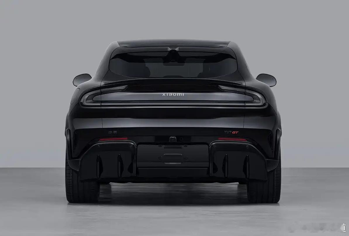 懂车之道讯 近日，懂车之道快讯，从工信部获得一组小米YU7 GT的申报信息。新车