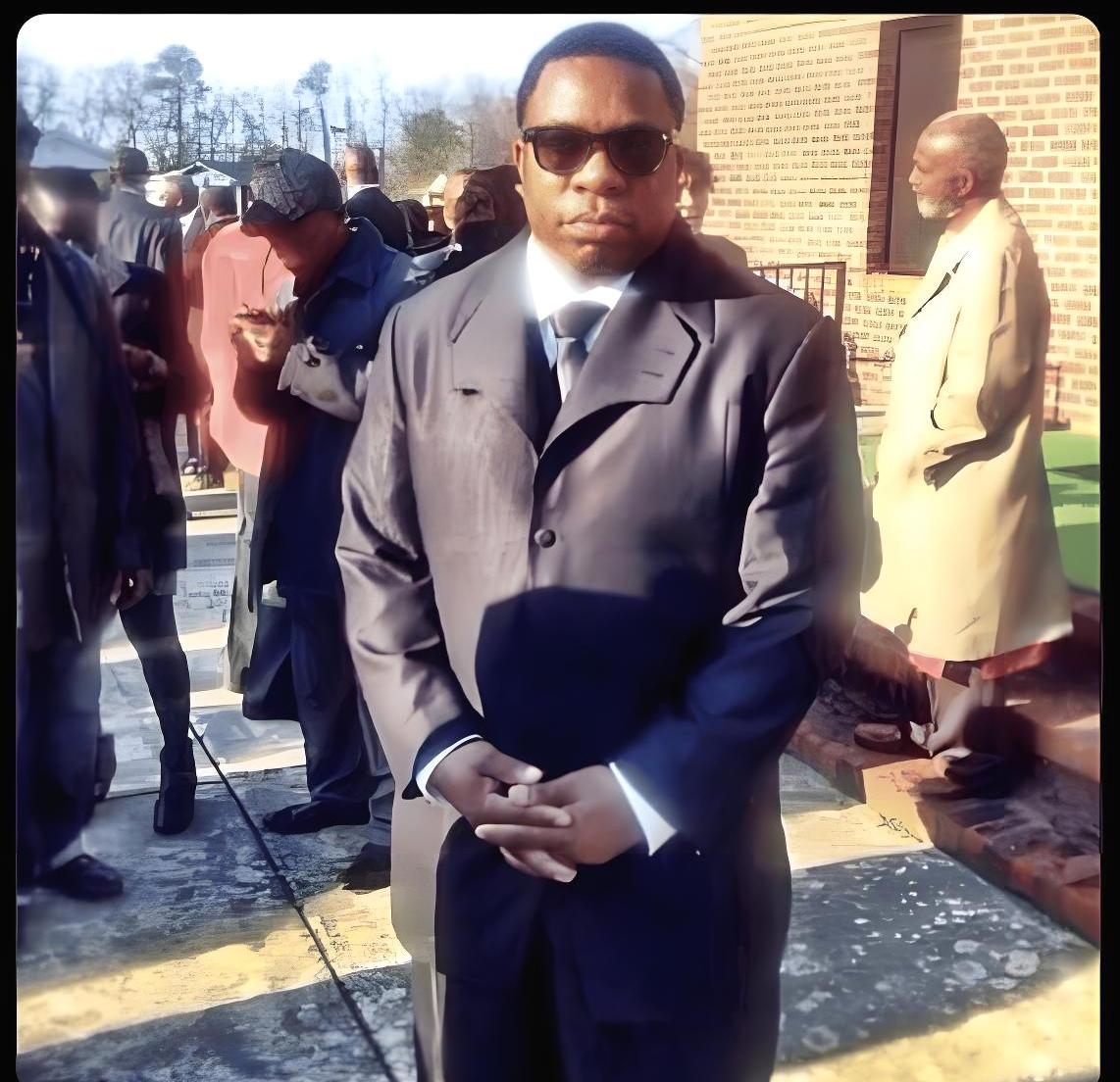 多大仇多大恨，保罗发图调侃快船被淘汰，憋了好几个月的气终于撒出来了。

今天的一