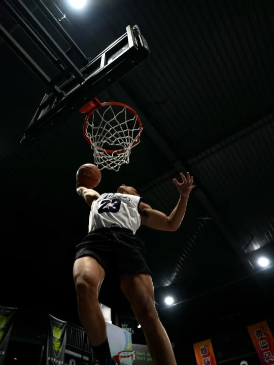 来1️⃣场较量｜青春永不止步