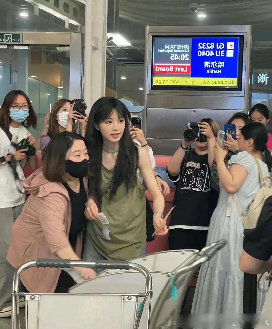 田曦薇生图比精修更有生命力 ​​​