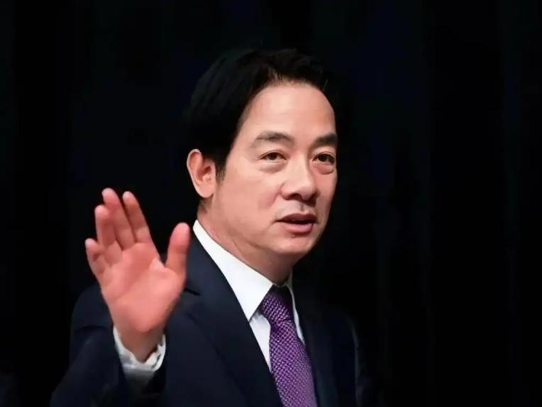 7月29日，国台办甩出的一份 “终身追责” 名单，犹如一颗重磅炸弹，直接在美台政