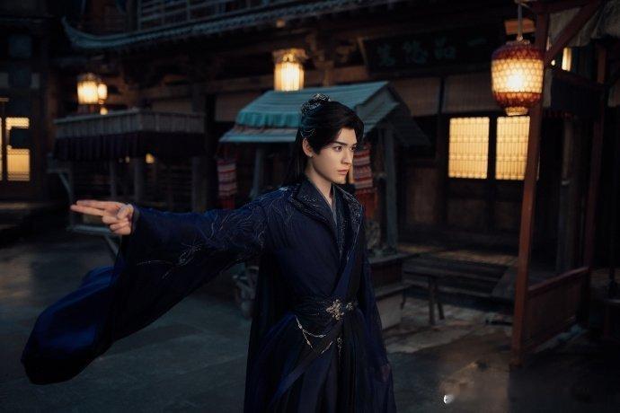 罗云熙敖子逸水龙吟霸总小保姆唐俪辞怕闷就拉池云当同伙，池云一边吐槽倒血霉一边卖命