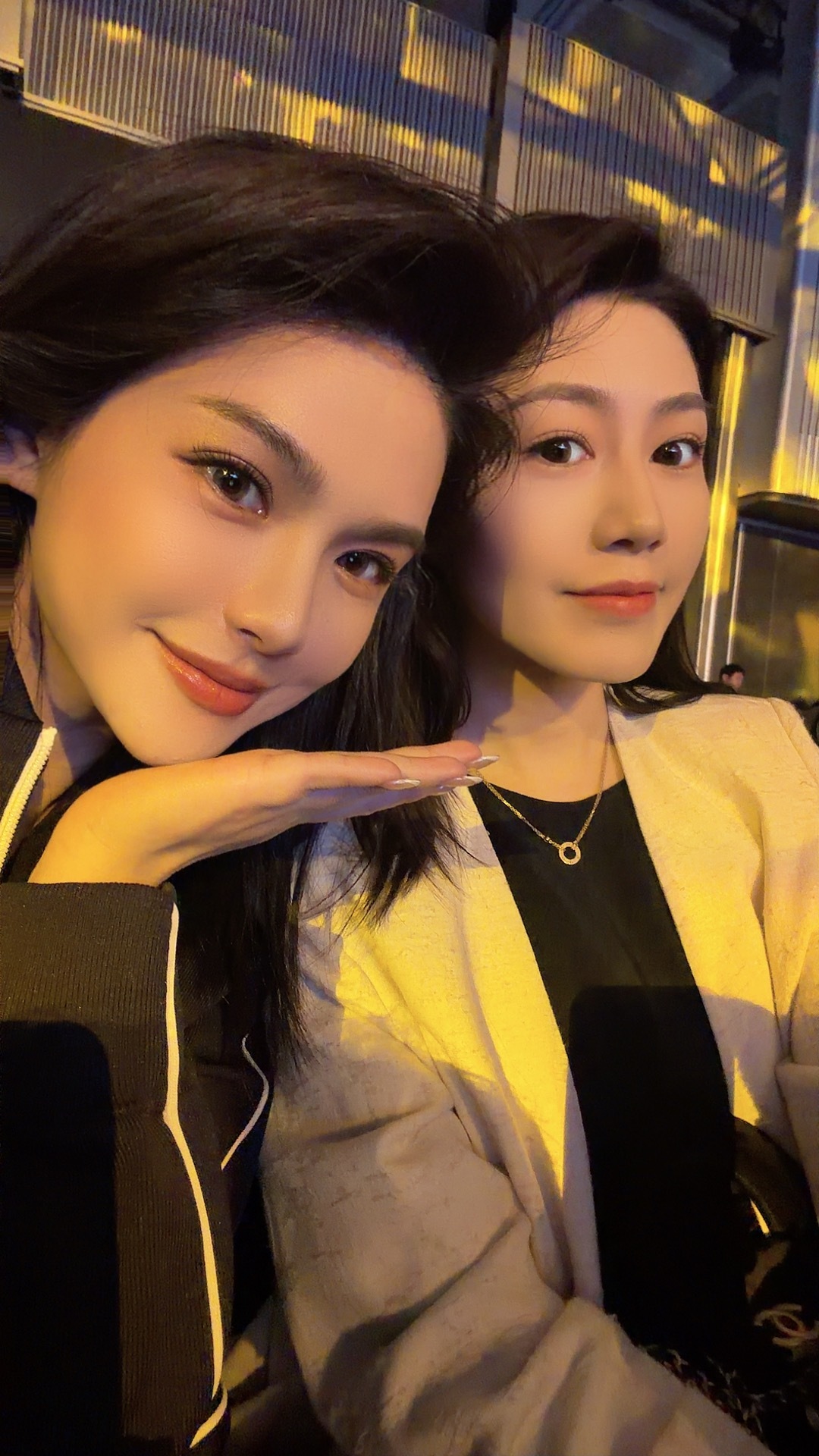 谢谢鸿蒙智行，我又和我姐妹坐一起了👭鸿蒙智行技术焕新发布会华为发布会 深圳