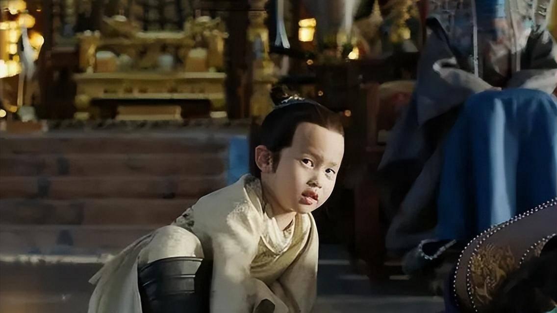 万贵妃真的谋害皇嗣吗？悼恭太子朱祐极的存在能证明她的清白。 
 
成化五年四月二