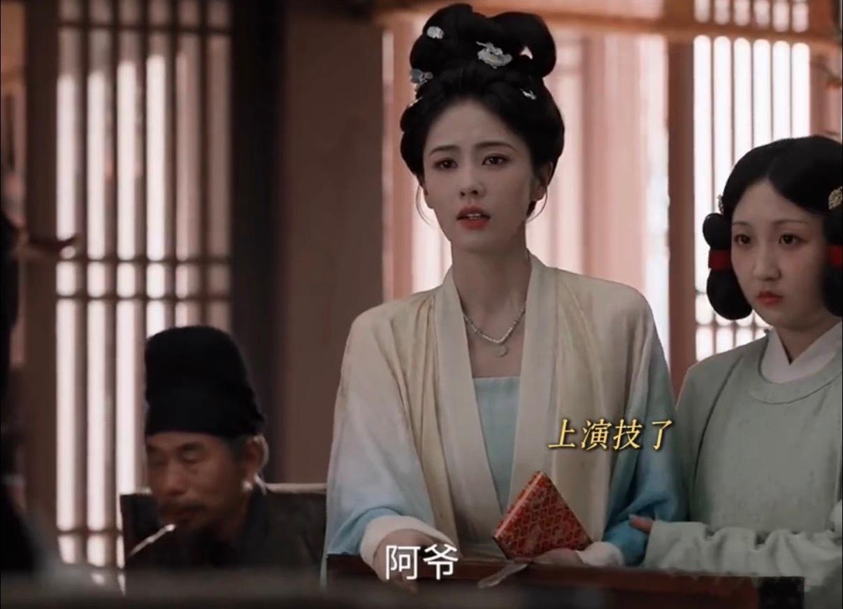 白鹿莫离叶璃智斗继母 白鹿演的叶璃太绝！继母借丢牌匾查嫁妆搞阴谋，她当众要求清算
