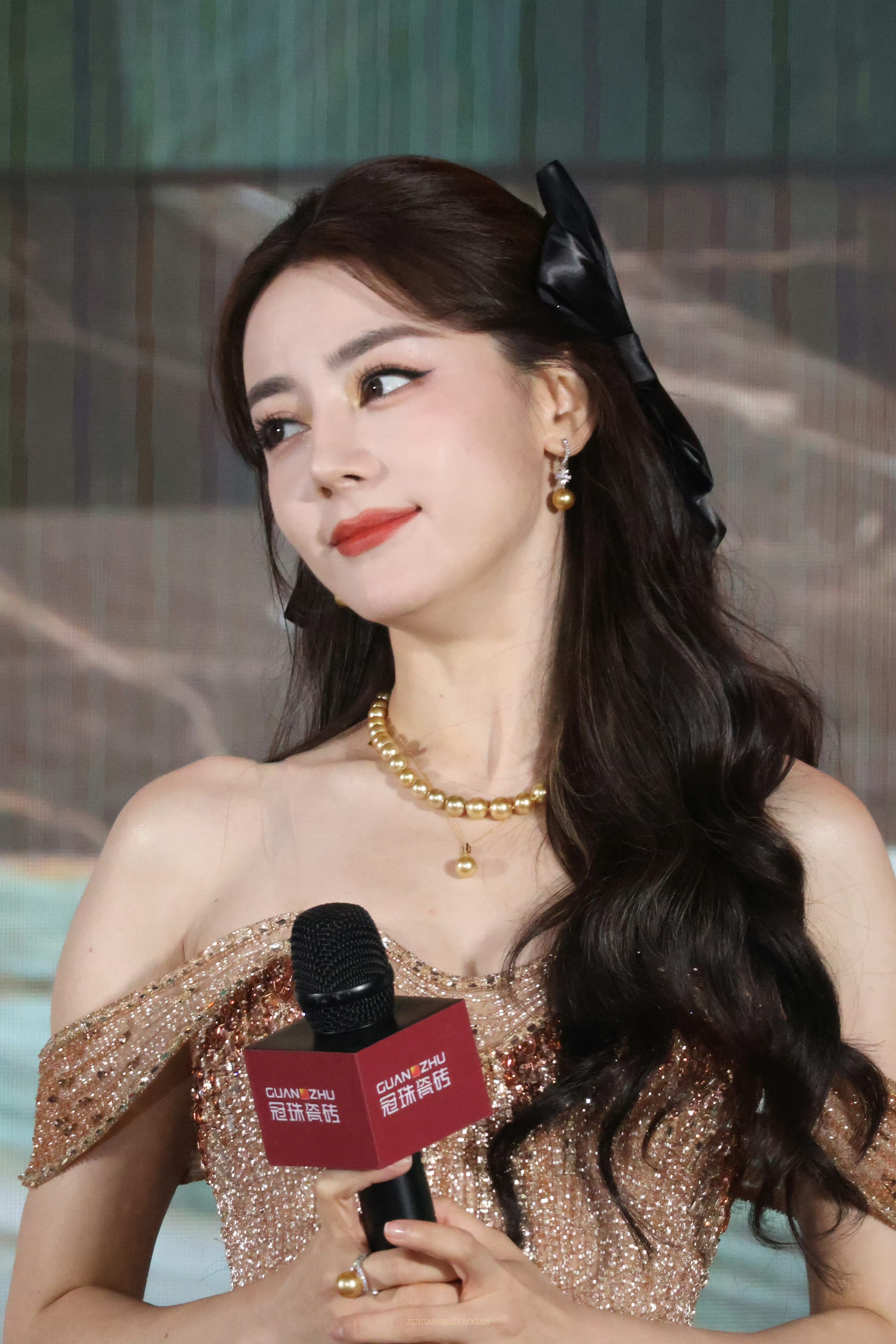 迪丽热巴给迪丽热巴的七夕星河情书  「爱丽丝的星河」营业中