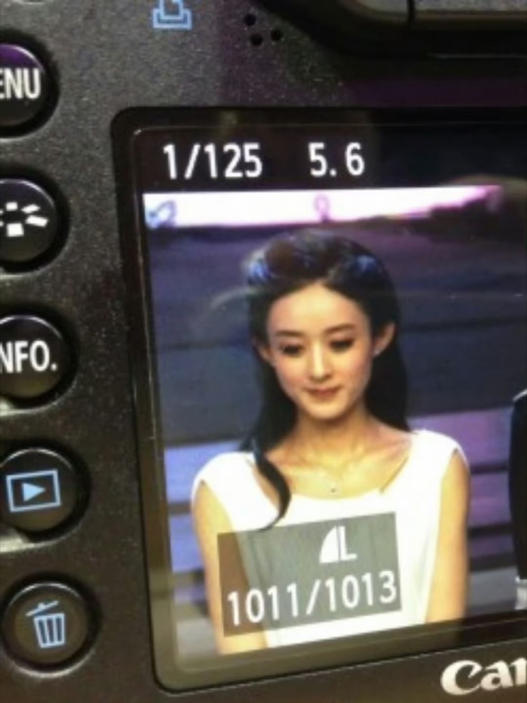 模糊的照片 美丽的容貌 ​​​