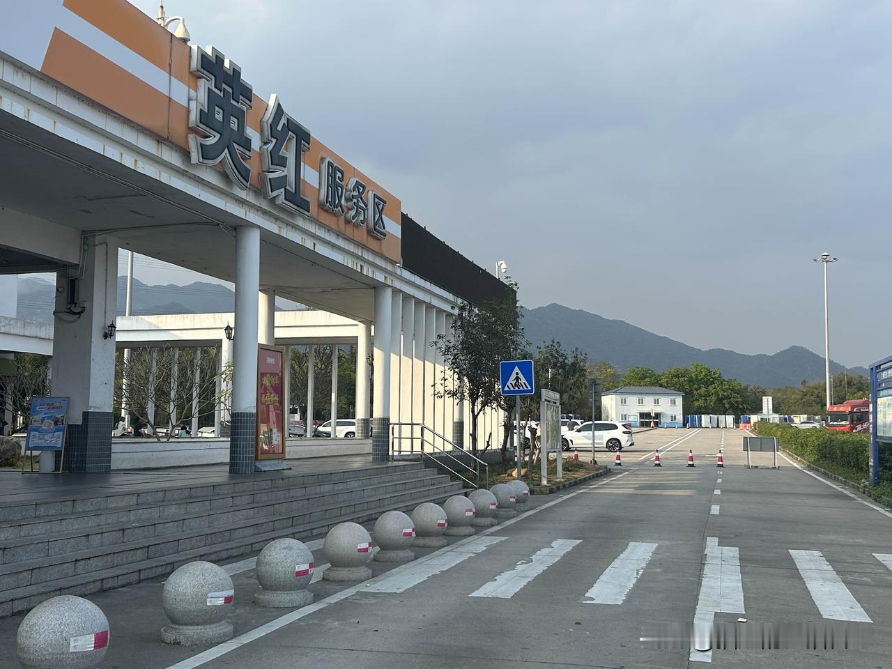 知道同样720公里高速，电车的费用比油车的费用少多少吗？
昨天到顺德是晚上7点4