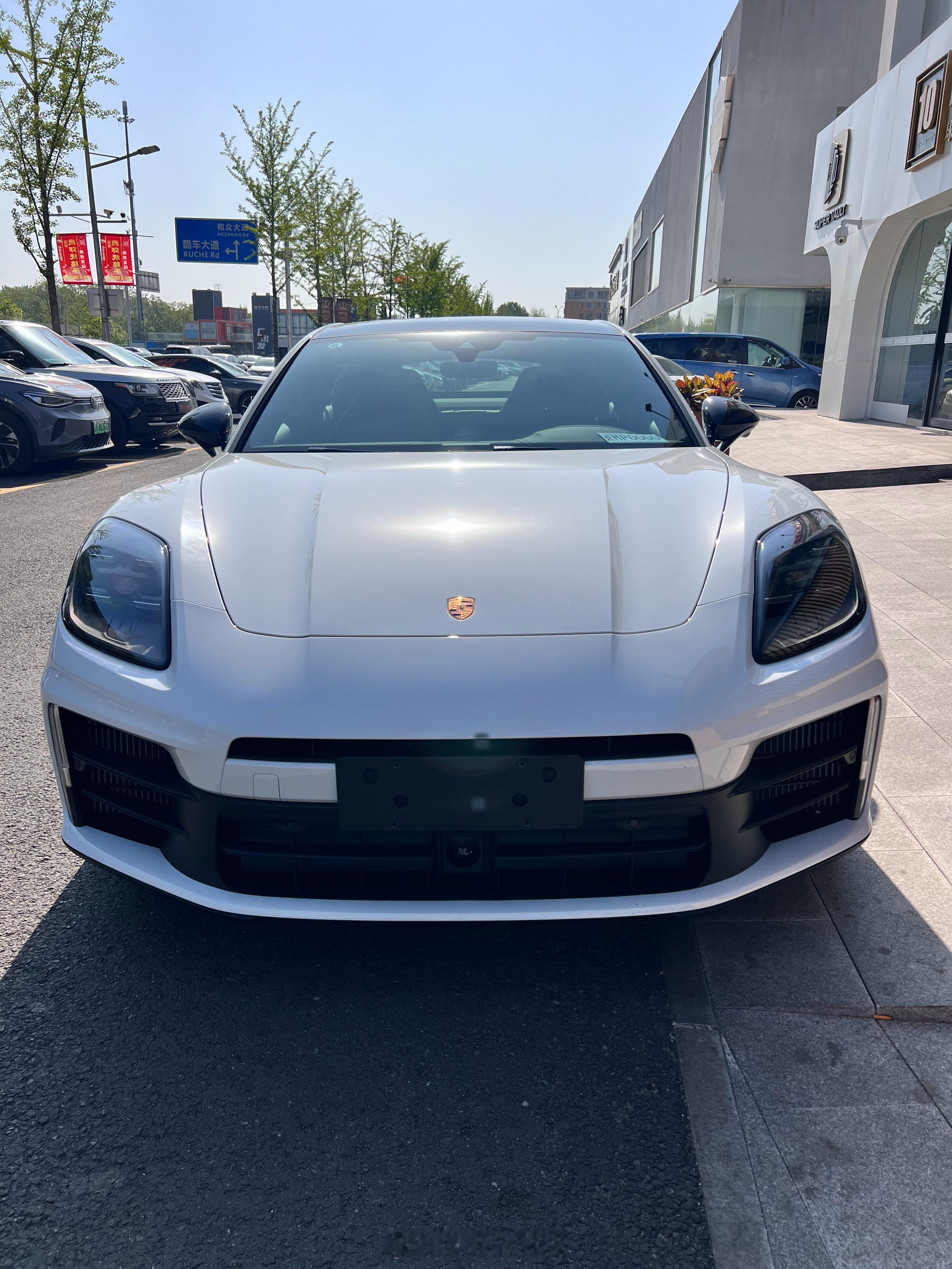 24款保时捷Panamera 五一假期有没有要租车体验的？  ​​​