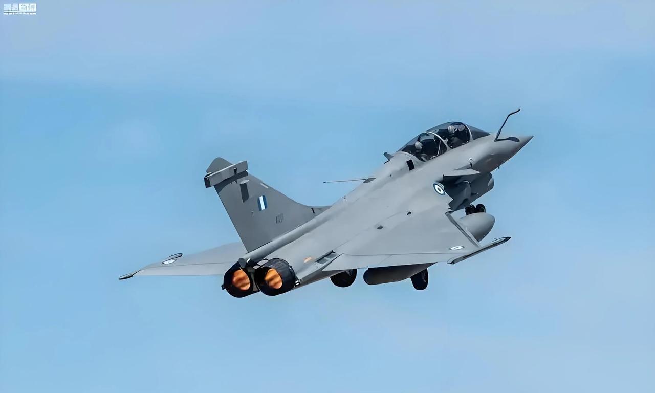 中美之间，已经没有回头路了。美国手里的绳子，已经勒住中国经济的咽喉；而中国手里的