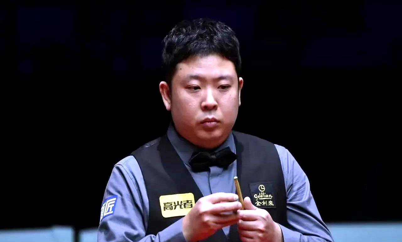 斯诺克英锦赛资格赛-晋级轮，今日赛程
 

最后一关了，就差这临门一脚，咱们好几