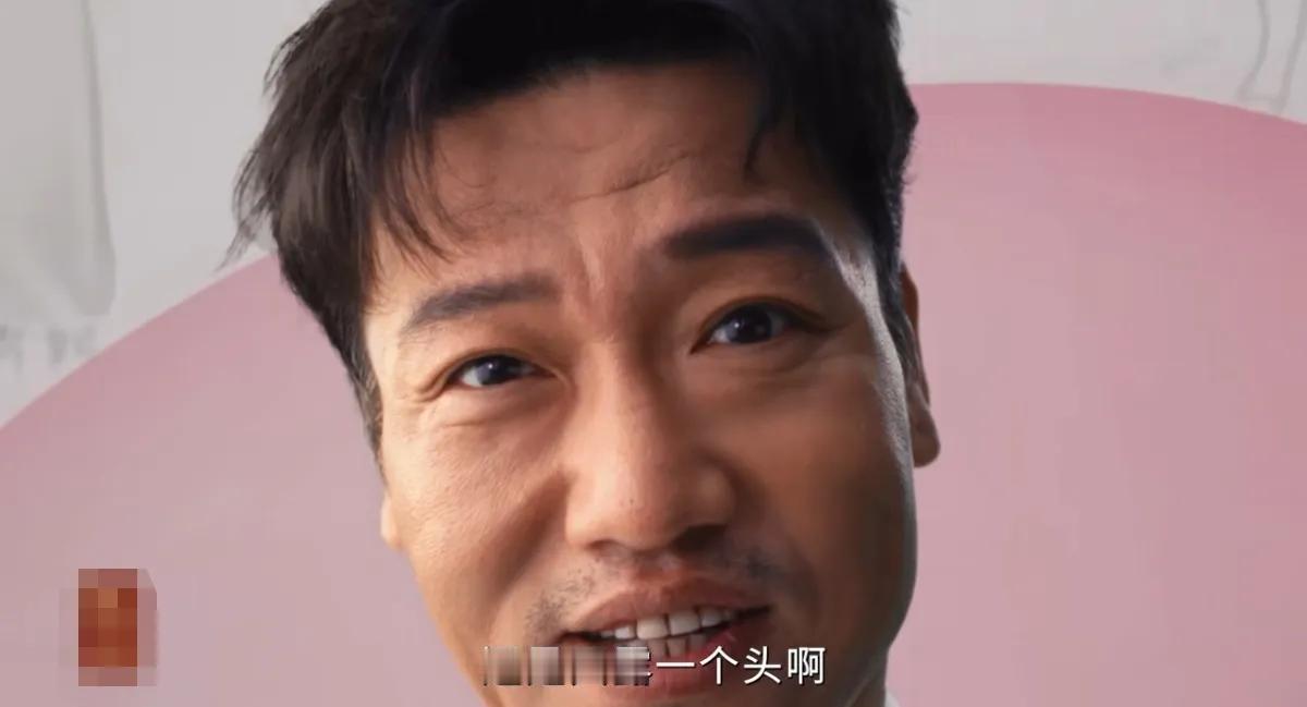 演员贾冰，知道你是喜剧演员，但拍个广告，这对白也要这么搞笑吗？
贾冰：还是只露一