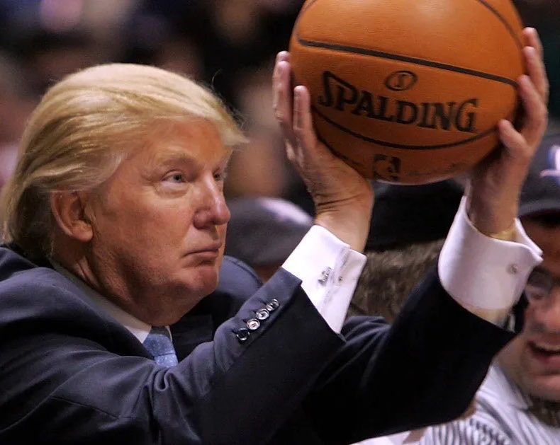 特朗普将正式出席NBA总决赛G3。特朗普由此成为首位现场观战NBA总决赛的现任美