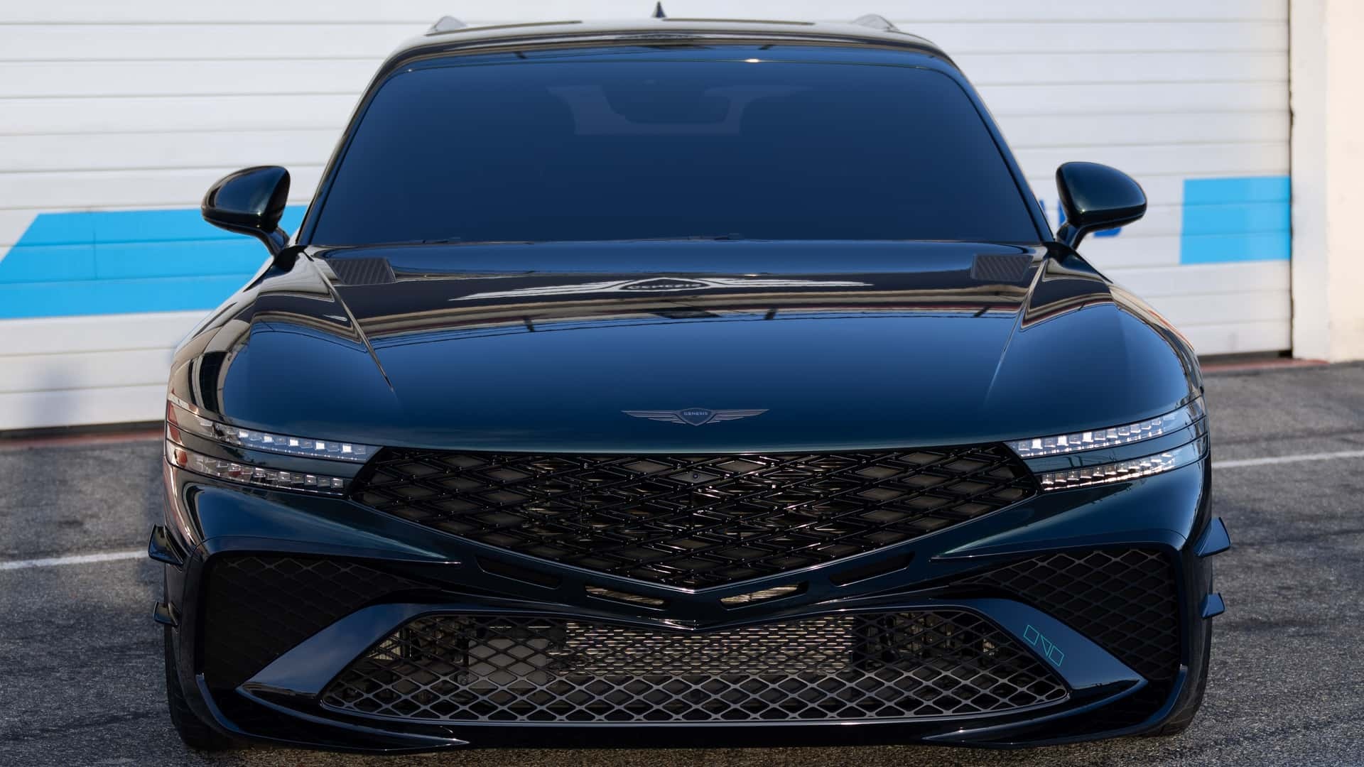 Genesis G90 Wingback Concept 