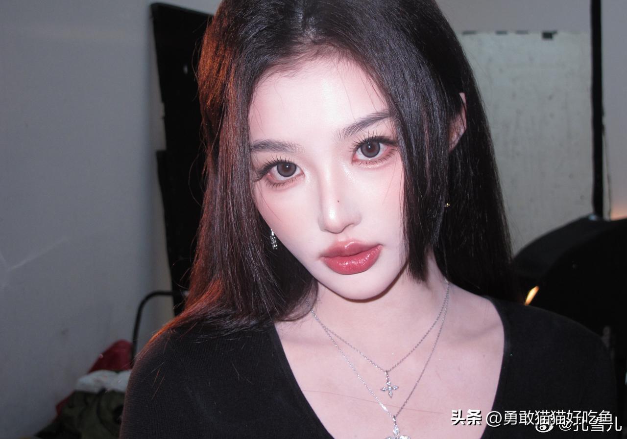 孔雪儿分享图片