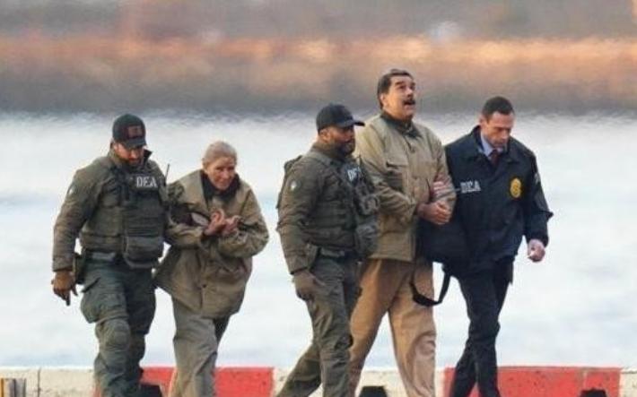 美国这次丢人丢到家了！派三角洲部队绑架一国总统，关了两个多月没等来一句服软，反而