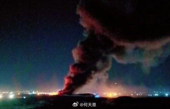 最新消息：伊朗发射的一架无人机袭击了伊拉克北部苏莱曼尼亚的美军总部。伊朗的无人机