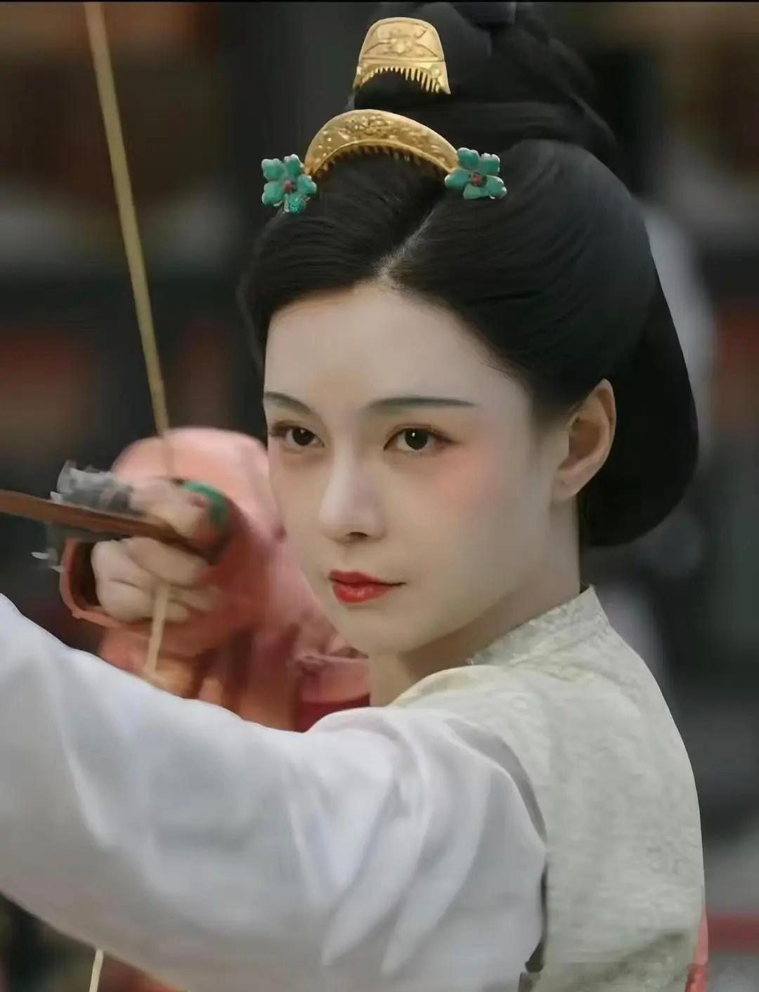 沈梦辰美成Angelababy了才知道国色芳华里的淑妃居然是沈梦辰，y1s1她演