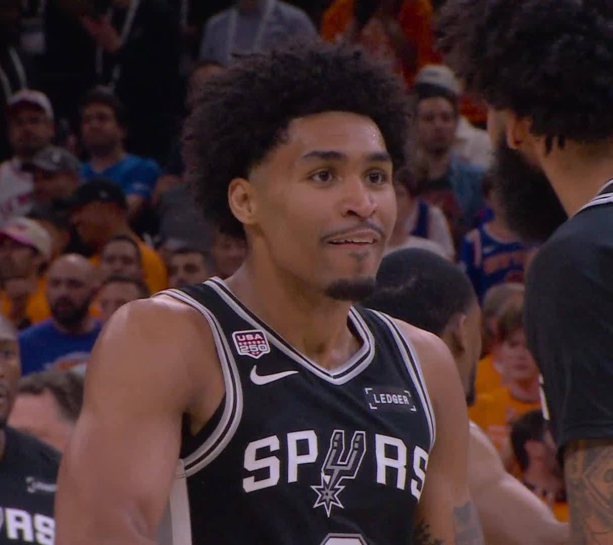 NBA总决赛得分上双最年轻的球员：迪伦·哈珀（20岁零93天），而他只用了不到一