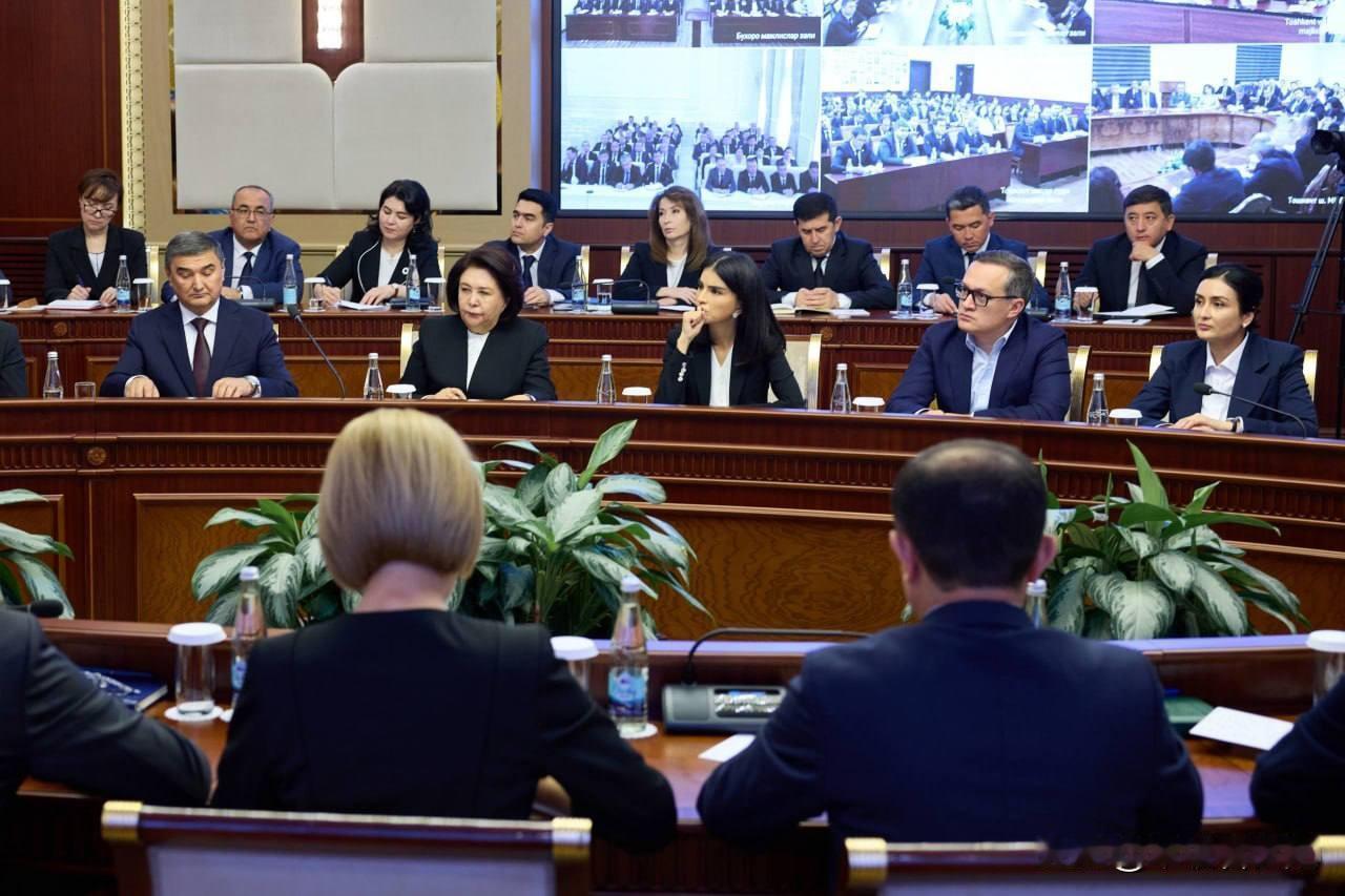 据乌总统办公厅主任赛达·米尔济约耶娃6月23日透露，此举是为了引入国际法律标准、