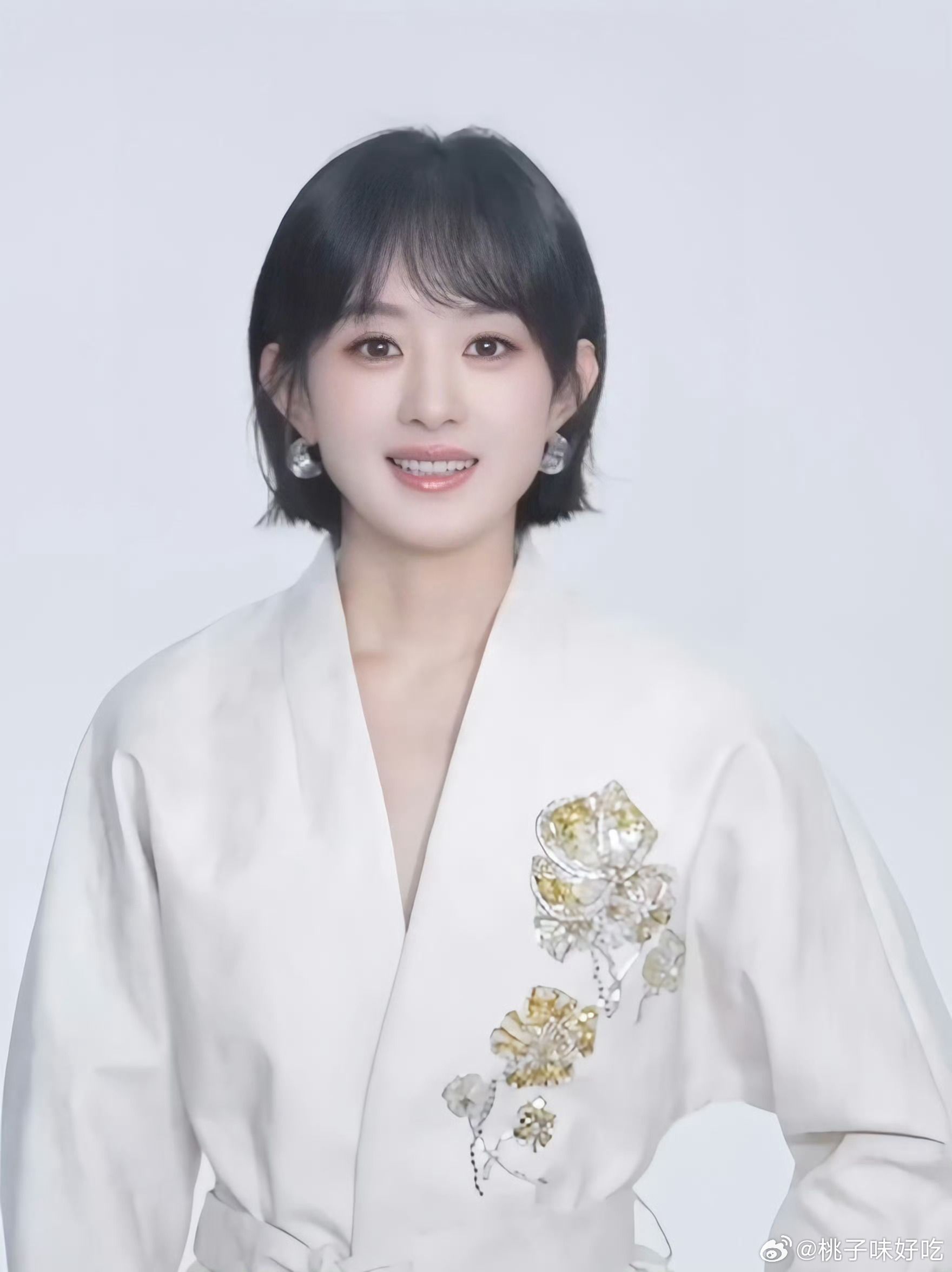 好漂亮的老婆我要看全身照 