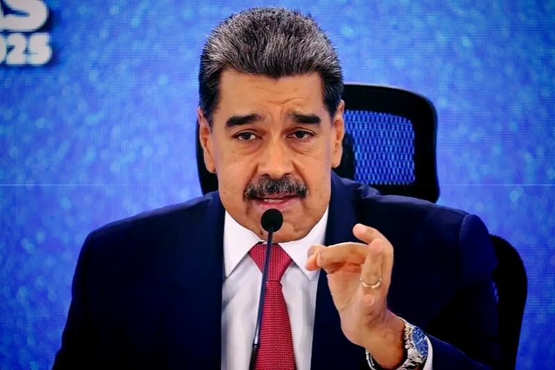 特朗普又对马杜罗喊话：你不下台，这事就没完！

特朗普这两天在佛罗里达又开记者会