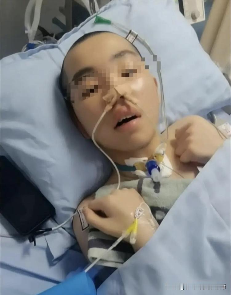 谁也想不到。男女同学之间一个小玩笑竟然造成无法挽回的悲剧。一名14岁男生课间与女