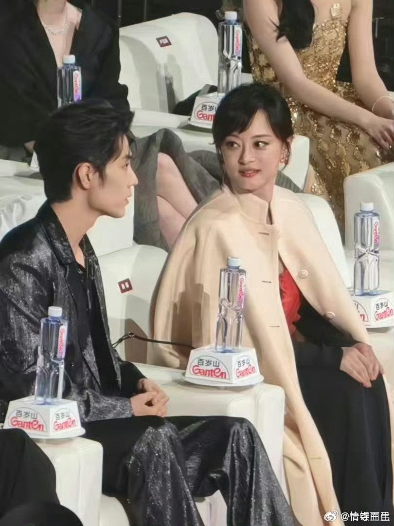 肖战孙俪 郑晓龙的一双儿女郑晓龙这波也是儿女双全上了哈哈哈，甄嬛传和藏海传确实都