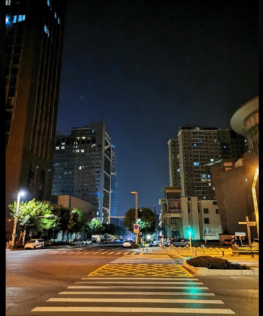 提前通知，
都做好心理准备吧，
再过8天，也就是9月7号全国各地就正式
进入白露