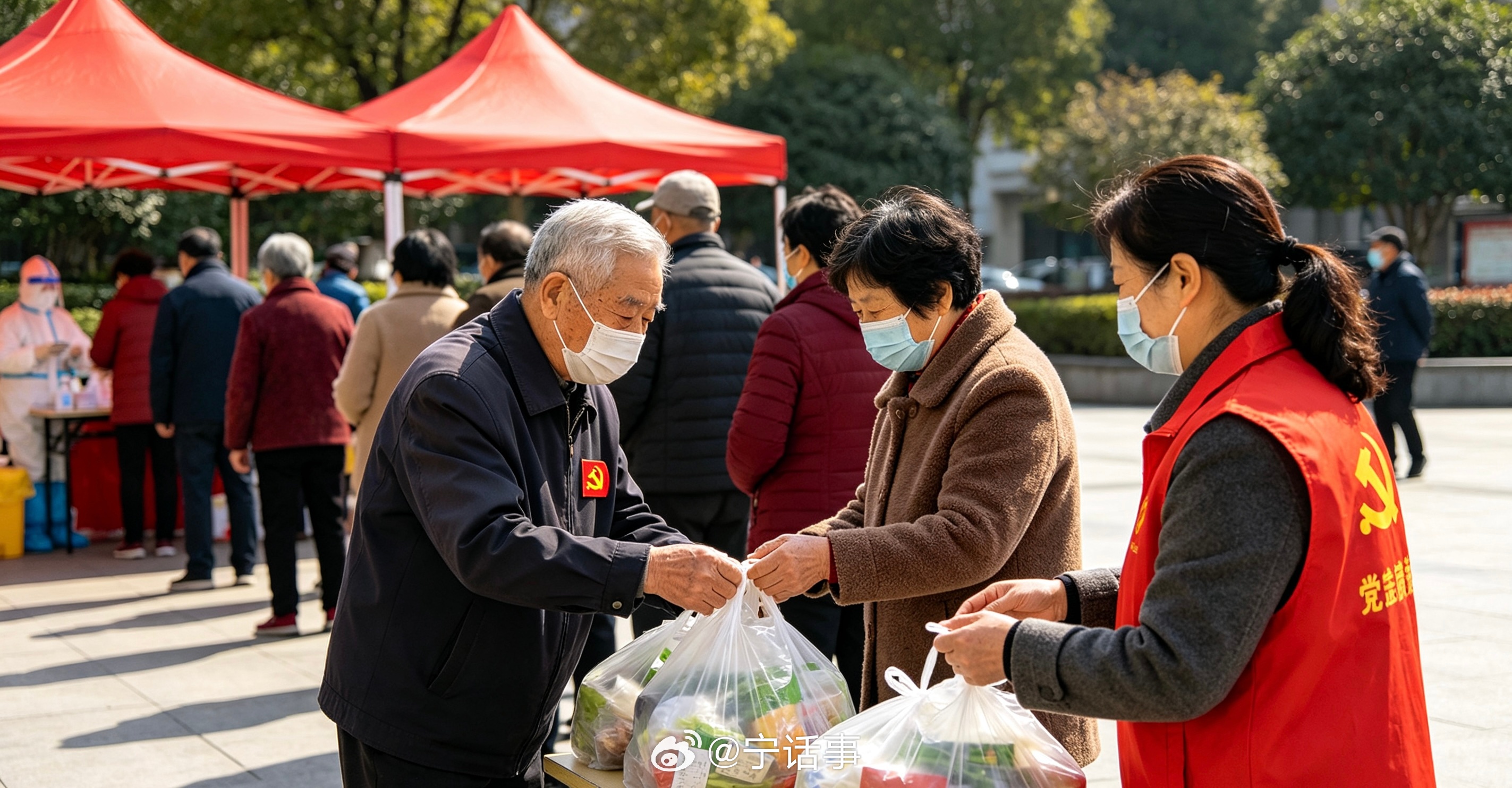 宁波七旬老党员冲锋在前默默为民办实事莫道桑榆晚，为霞尚满天。七旬老党员沙富忠，在