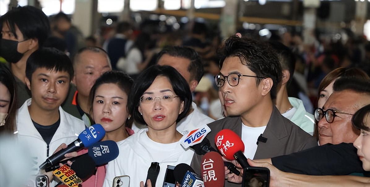 蒋万安6选区全都大幅落后沈伯洋，王世坚：合乎情理，意料之中
亲绿机构“信民协会”