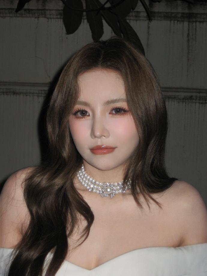 安崎逆袭安崎偏偏你最争气 低谷逆袭真的好戳人，安崎天生就属于舞台，演绎蔡依林作品