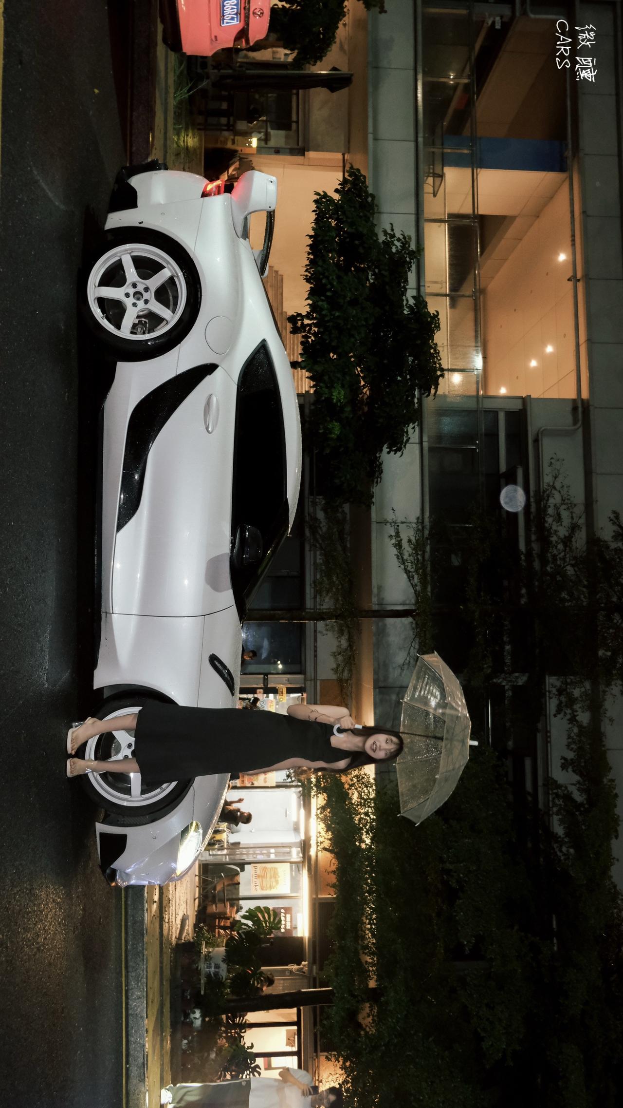 头文字D配乐雨夜氛围感！美女车模 丰田Supra 汽车摄影 内燃机的魅力 改装车