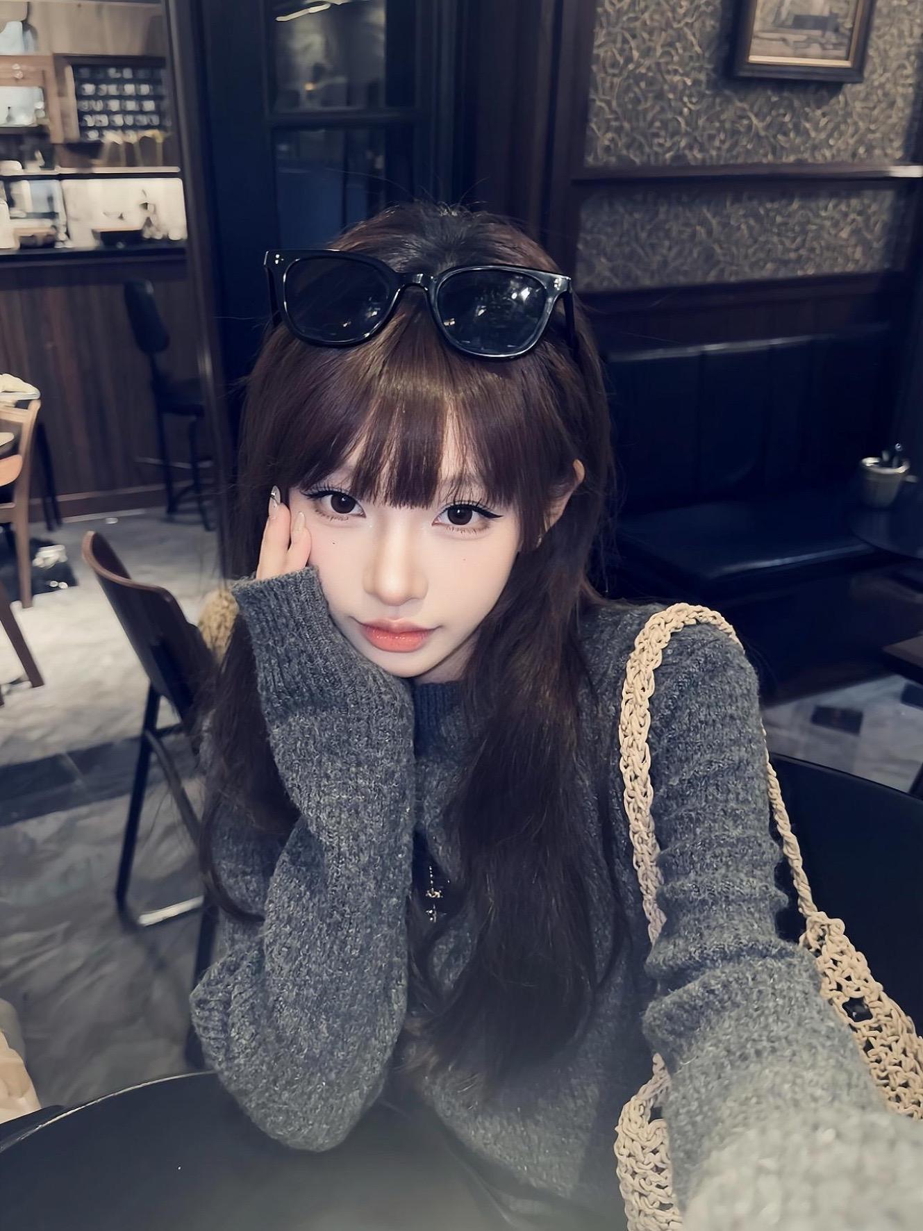 放弃和等待是一样的 你回来 你就属于我 你不回来 你过得幸福 那我们分开就有意义