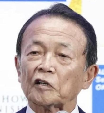 麻生太郎公开就中日对峙做出评价！这位日本前首相公开表示，之所以日本会选择挑起中国