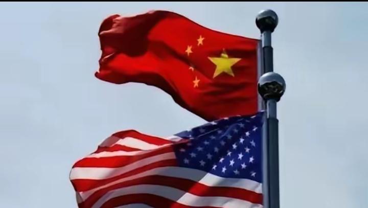 美国一些反华人士谈起中国，总喜欢把历史旧词翻出来。清政府、积贫积弱、东亚病夫，几