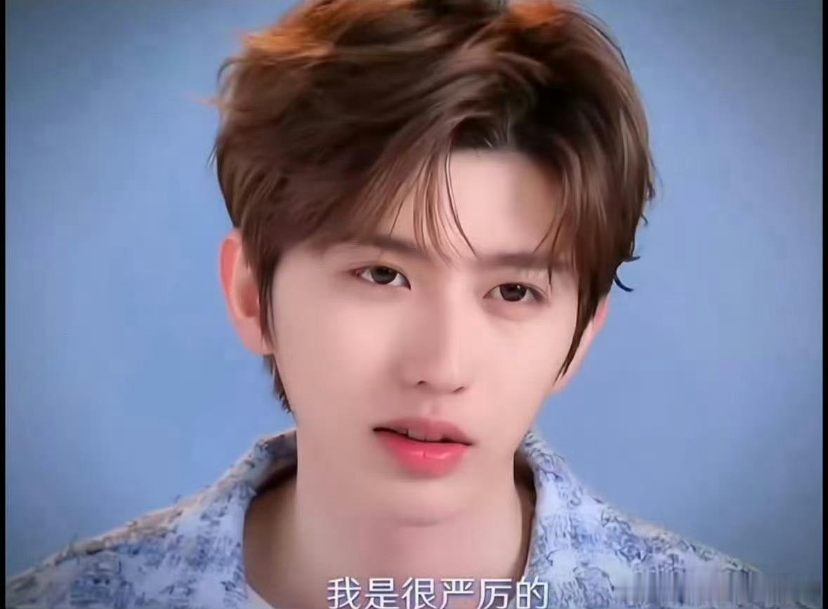 蔡徐坤曾是金子涵导师金子涵图片配文这几别出来蹭了，戏也太多了吧，金子涵拉黑蔡徐坤