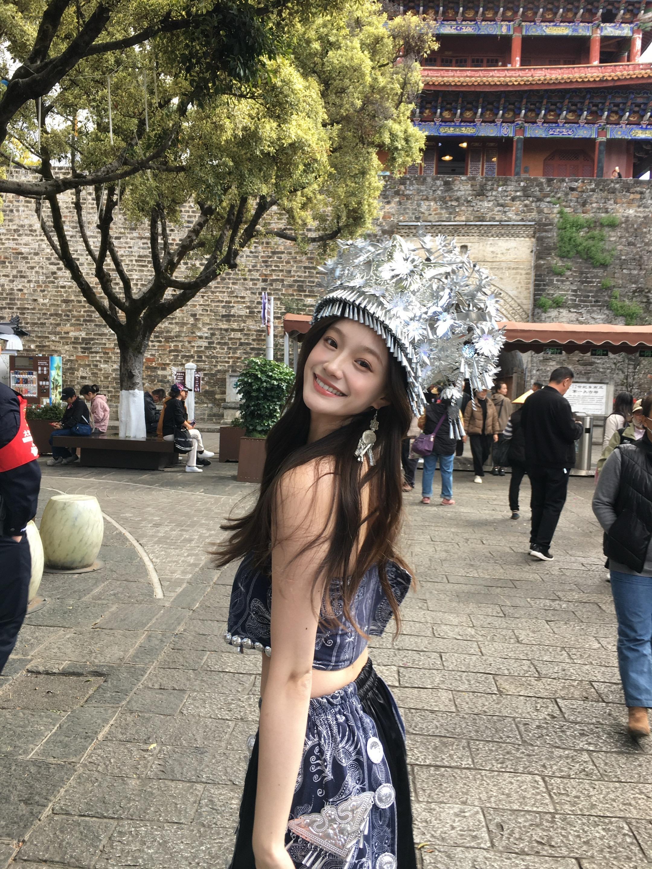 爱 哎 唉