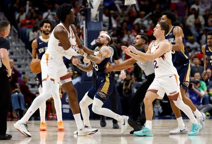 NBA宣布太阳队与鹈鹕队比赛的禁赛名单。纽约，2025 年 12 月 28 日—