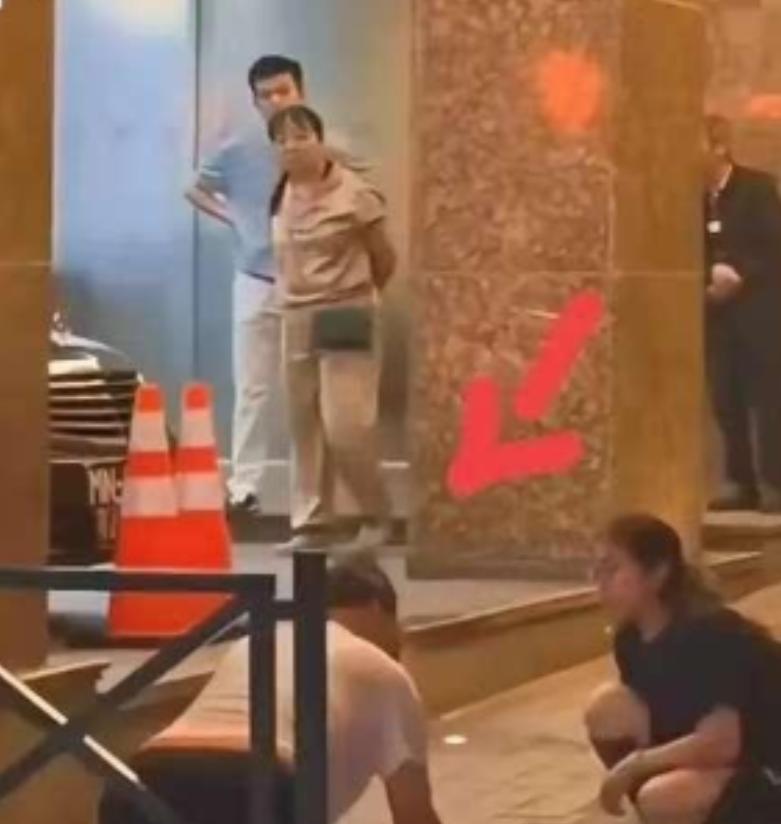 澳门赌场最近发生了让人头皮发麻的事！一名41岁的内地男子把自己的钱都输光后，竟然