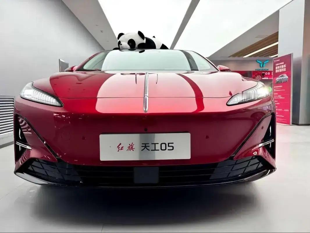 不得不承认！现在的人买车越来越理性！
1、39%的家庭——买10万元以下的车
2