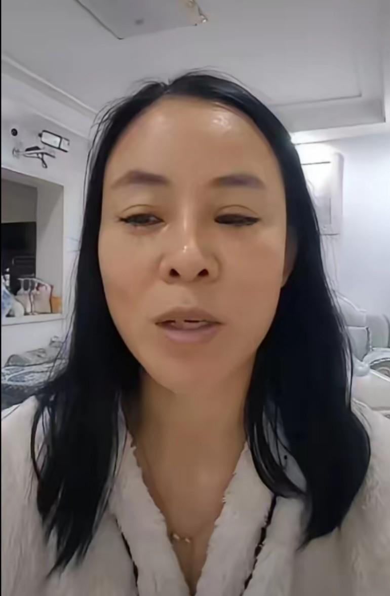 李林低血糖输液后直播了，她自己何曾不是被抛下的孤儿，弟弟找到也不会回来，父亲找不