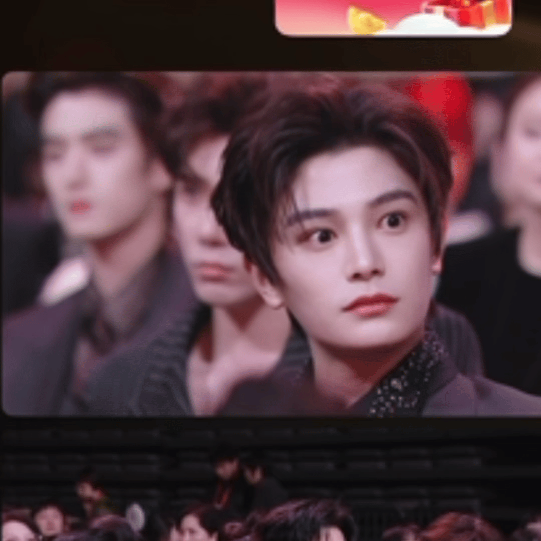 大屏上的 丁禹兮 ！大眼萌仔，好帅