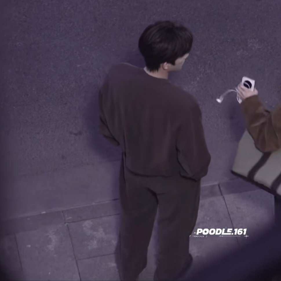 我嘞个太平洋大宽肩 不懂就问哥哥的左肩去右肩 需要开车过去嘛