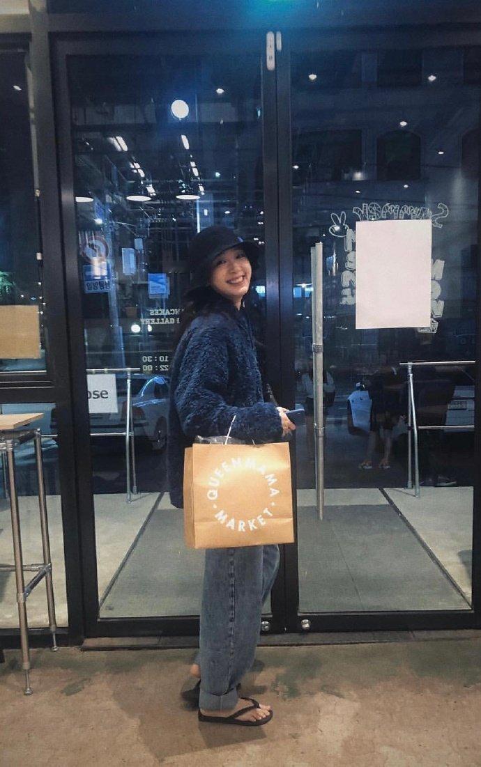 金高银 