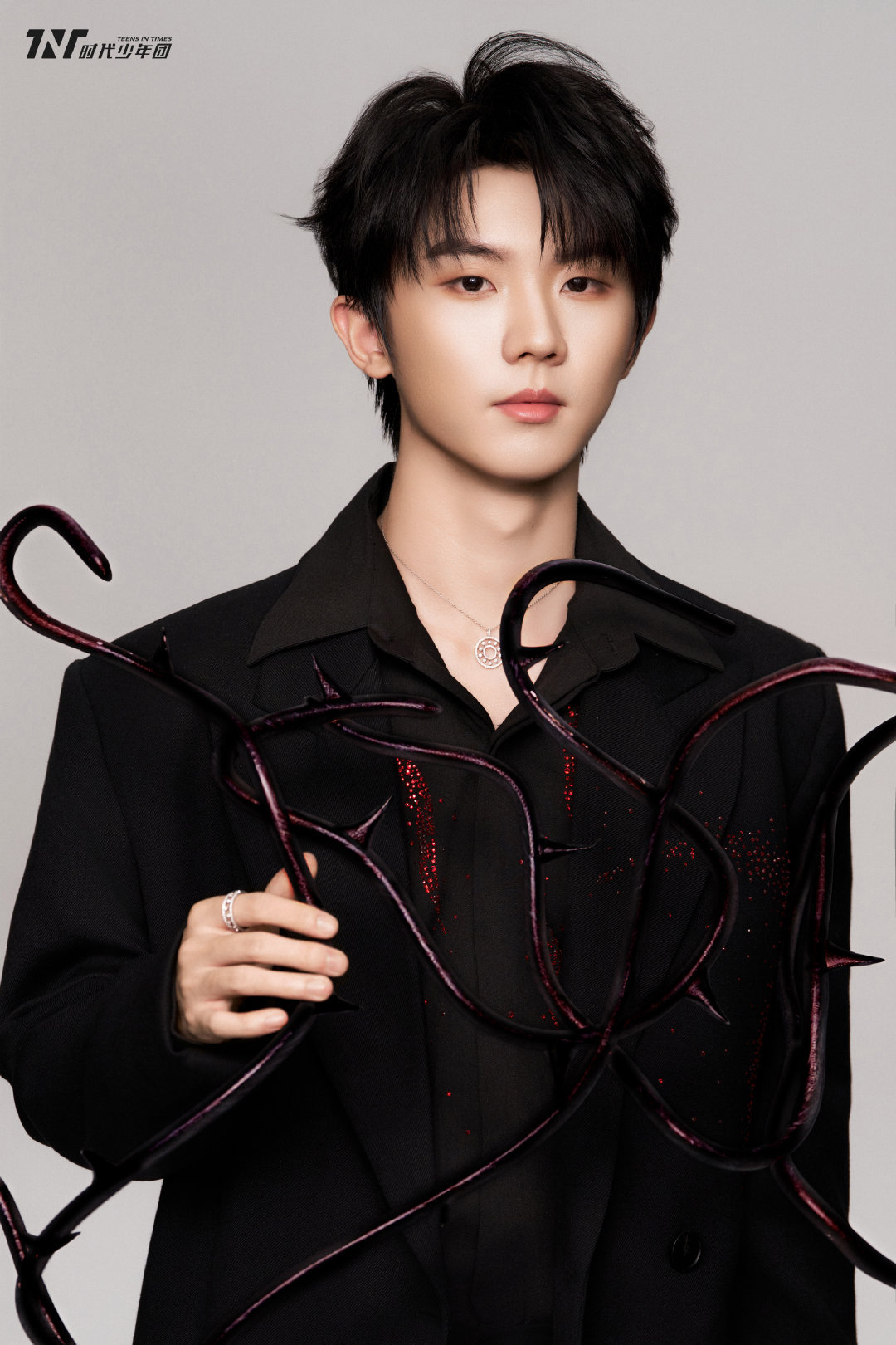 时代少年团 × 「加冠」🌹Concept Photo 概念照📸荆棘蔷薇，刺破