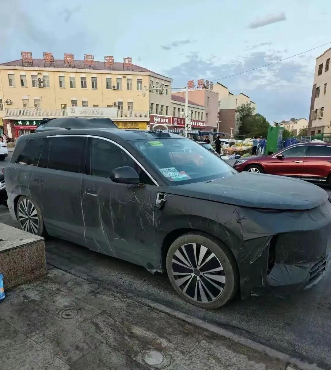 比亚迪王朝网的大型SUV谍照，各家的大型SUV牌快出完了 ​​​