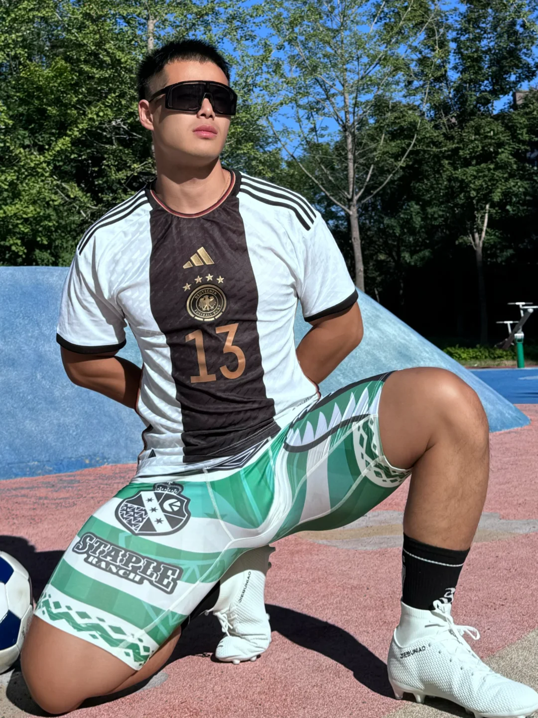 今天是黑皮德国战车