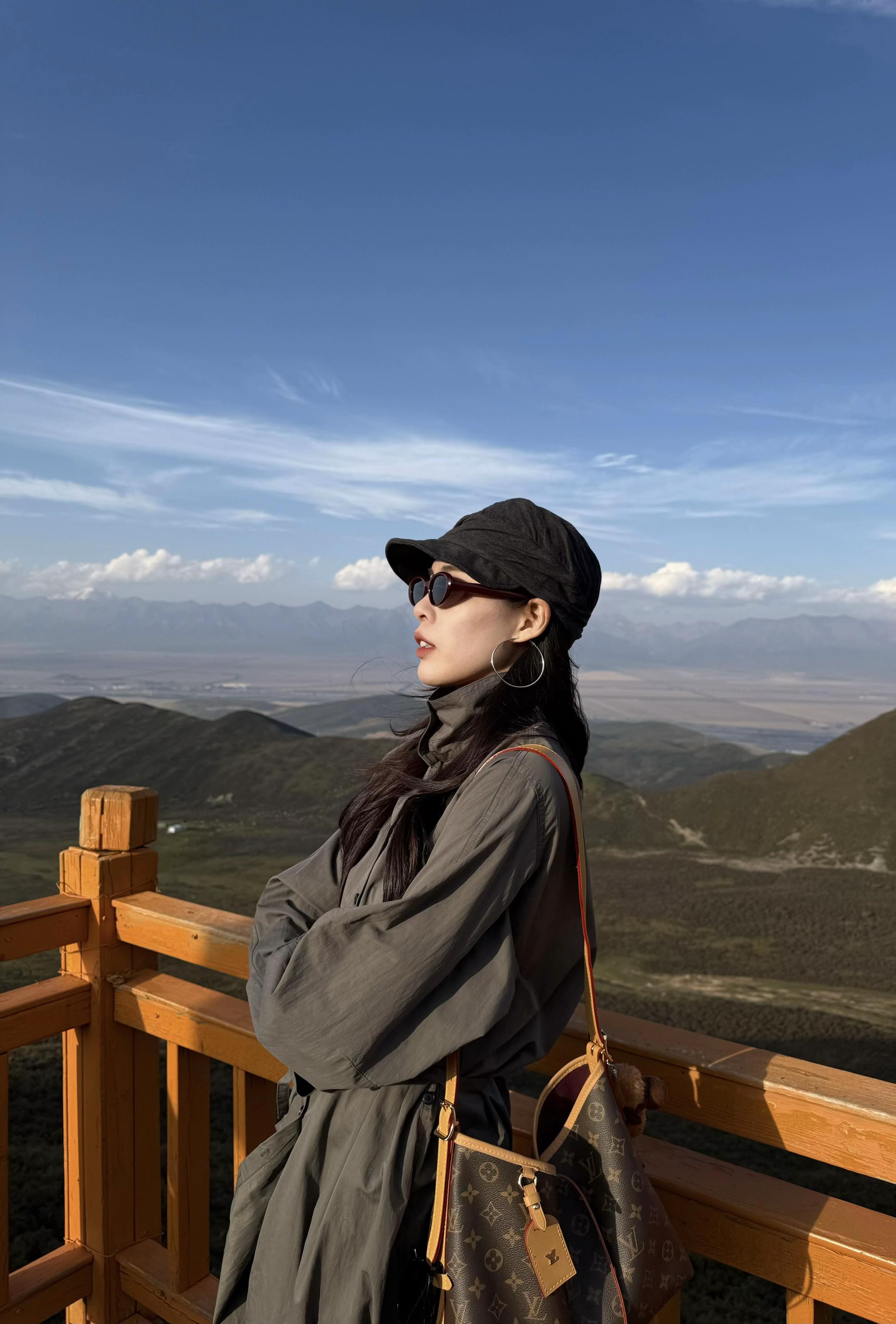 救自己于水火之中千千万万次.