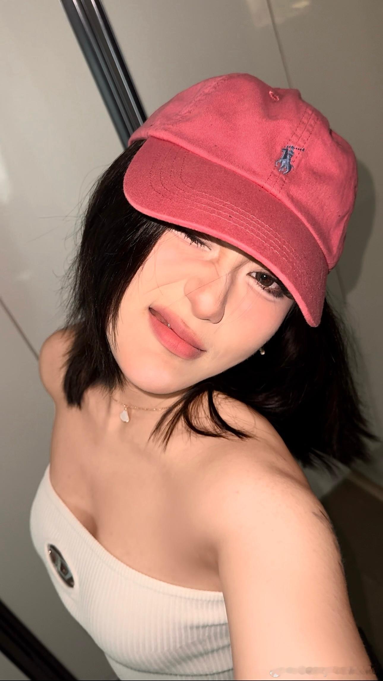 美女  livephoto[超话]  日常[超话]   
